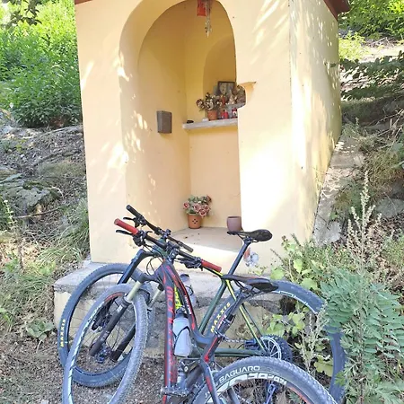 Ferienhaus La Casa Gialla, Con Splendido Terrazzo Borgio Verezzi