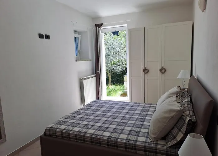 La Casa Gialla, Con Splendido Terrazzo Vakantiehuis