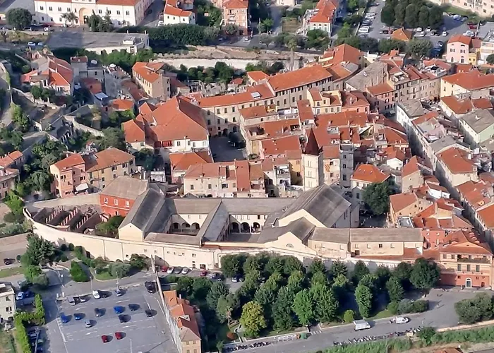 La Casa Gialla, Con Splendido Terrazzo Vakantiehuis *